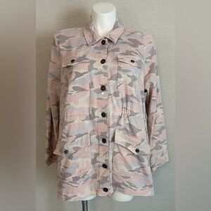 Women's Size 3(X) Camouflage Cinch-Waist Jacket
